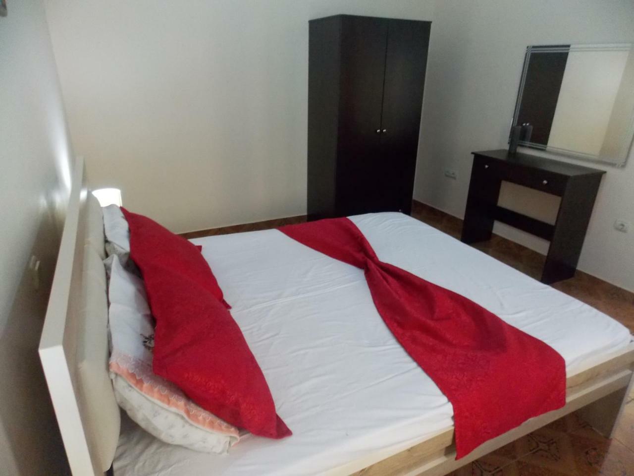 Apartment Dejvi Saranda Dış mekan fotoğraf